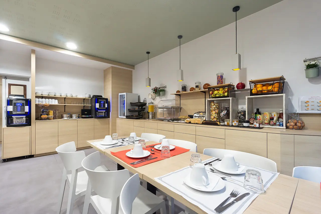 
                                                Vente
                                                 Investissement locatif - studio 4e avec balcon