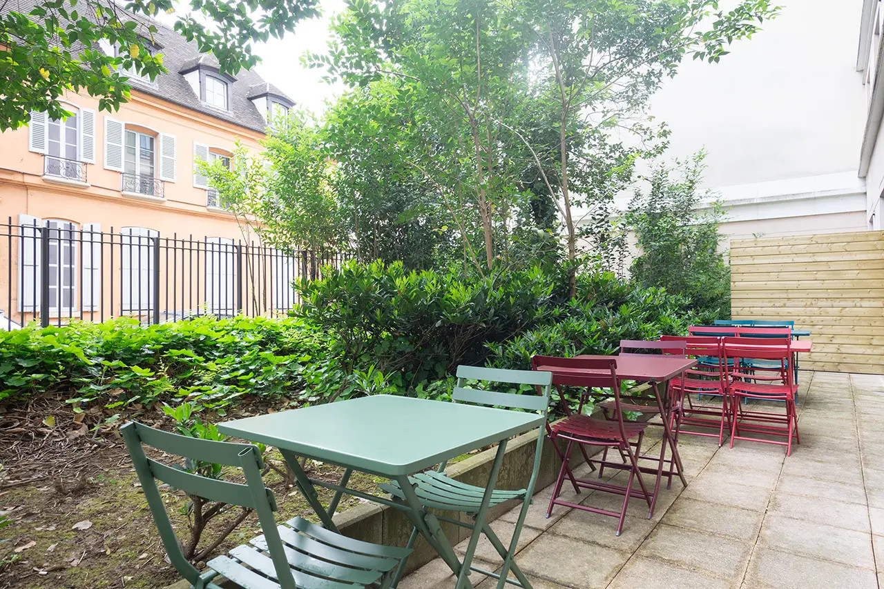 
                                                Vente
                                                 Investissement locatif - studio 4e avec balcon