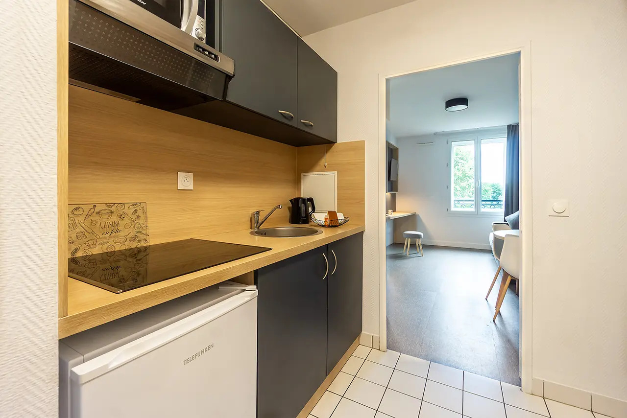 
                                                Vente
                                                 Investissement locatif - studio 4e avec balcon