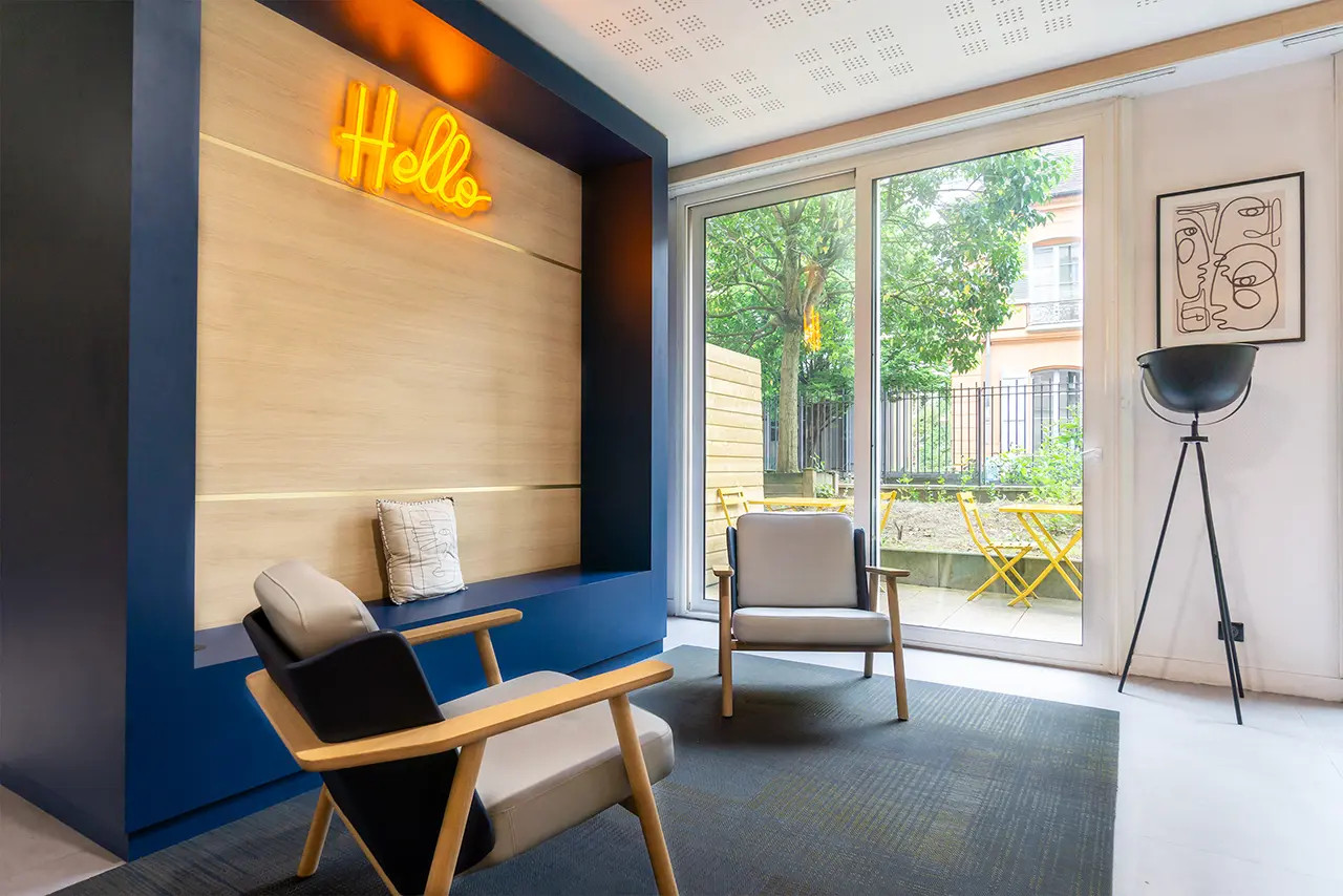 
                                                Vente
                                                 Investissement locatif - studio 4e avec balcon