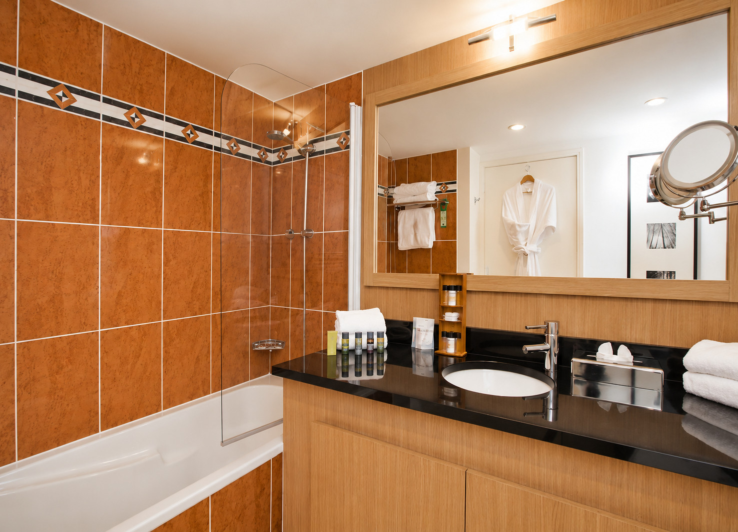 
                                                Vente
                                                 Investissement locatif - studio 4e avec balcon