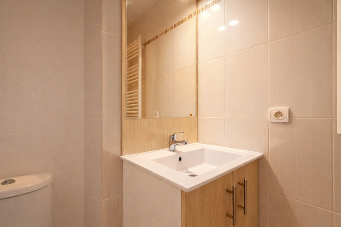 
                                                Vente
                                                 Investissement locatif - studio 5e