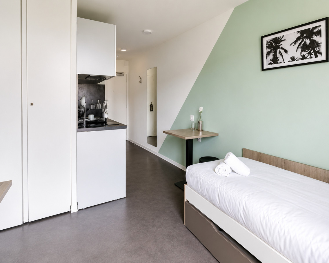 
                                                Vente
                                                 Investissement locatif - studio 5e avec terrasse