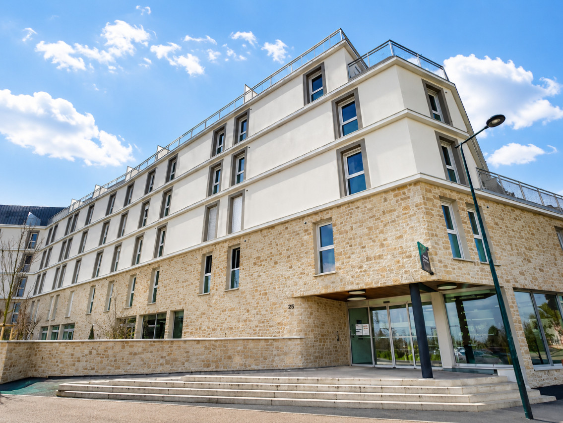 
                                                Vente
                                                 Investissement locatif - studio 5e avec terrasse