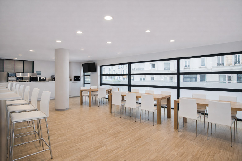 
                                                Vente
                                                 Investissement locatif - studio 5e étage