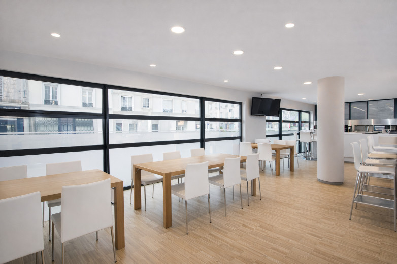 
                                                Vente
                                                 Investissement locatif - studio 5e étage