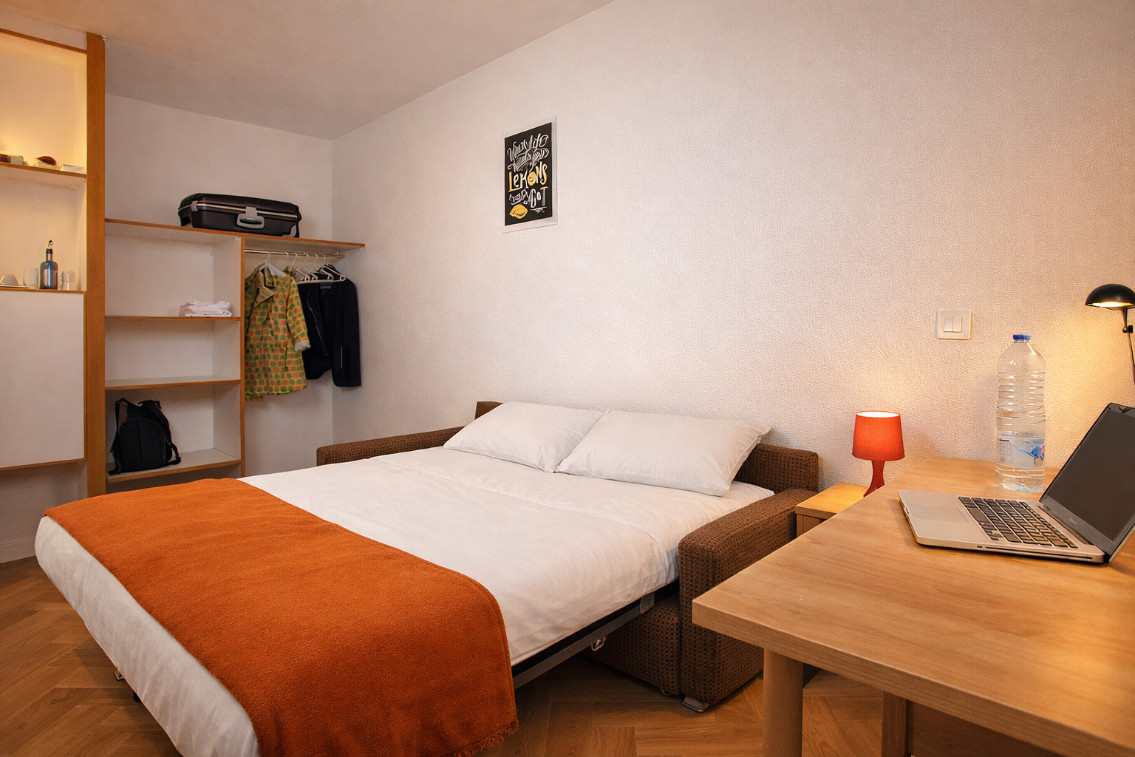
                                                Vente
                                                 Investissement locatif - studio 6e étage
