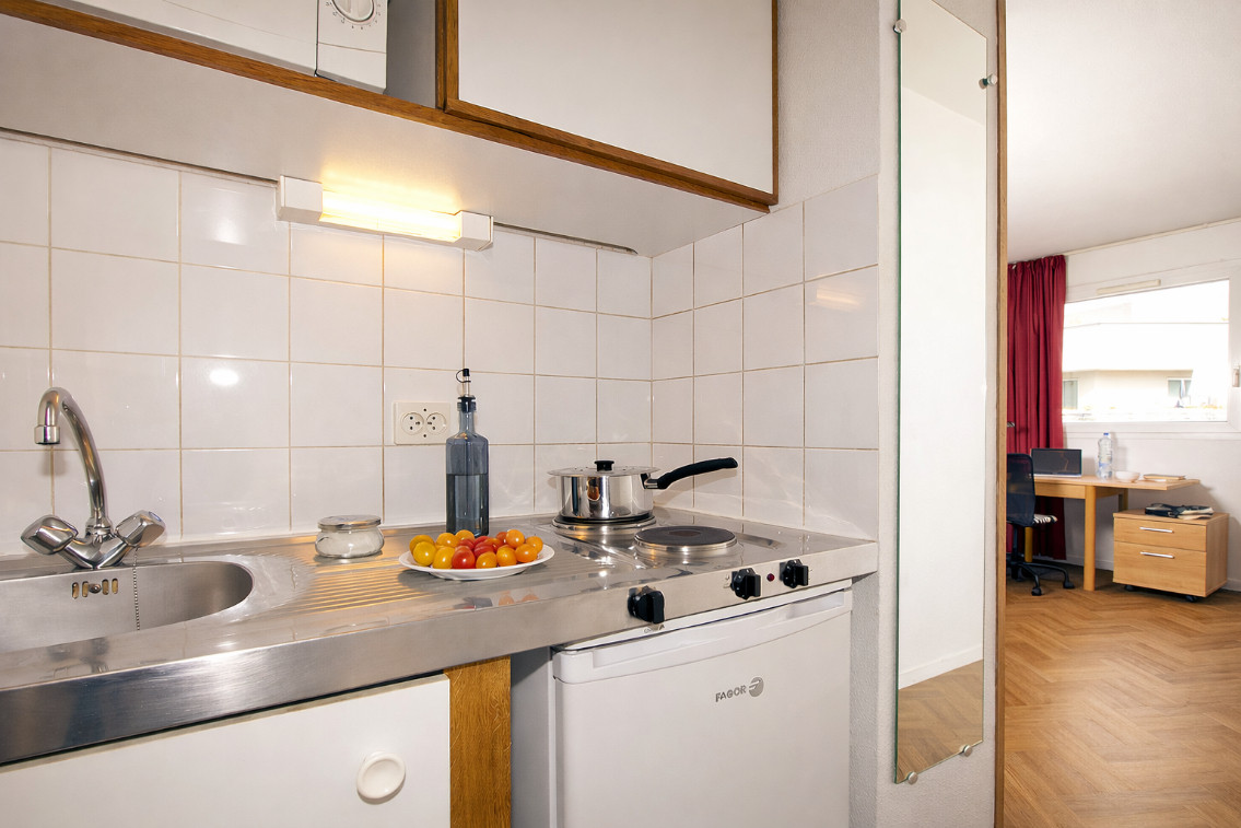 
                                                Vente
                                                 Investissement locatif - studio 6e étage