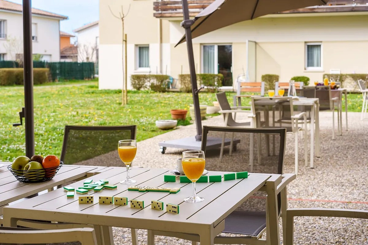 
                                                Vente
                                                 Investissement locatif sénior- studio + terrasse