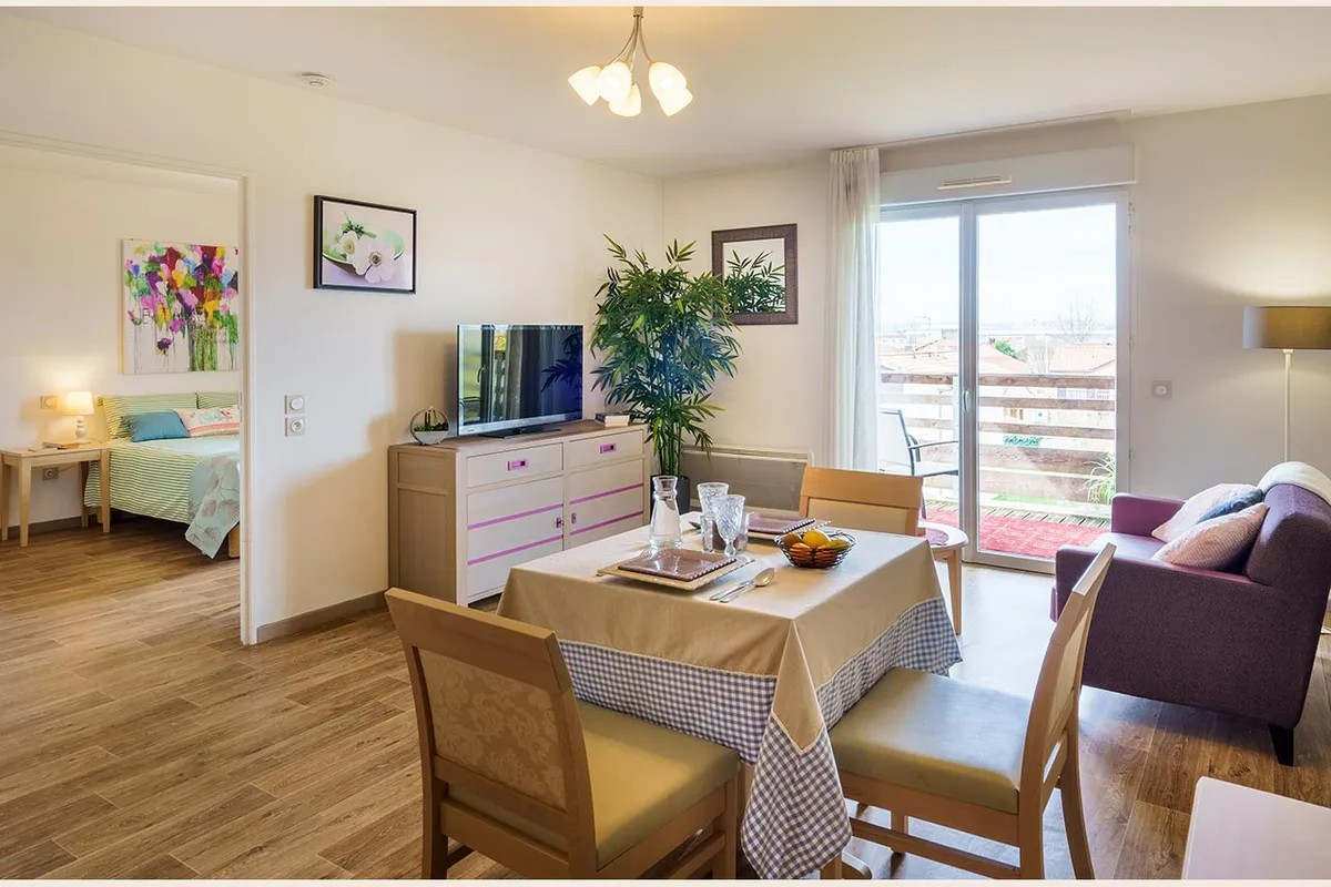 
                                                Vente
                                                 Investissement locatif sénior- studio + terrasse