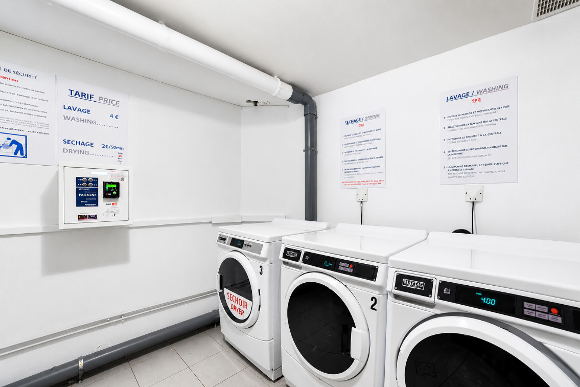 
                                                Vente
                                                 Investissement locatif - studio terrasse / parking
