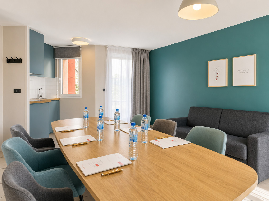 
                                                Vente
                                                 Investissement locatif - studio terrasse / parking