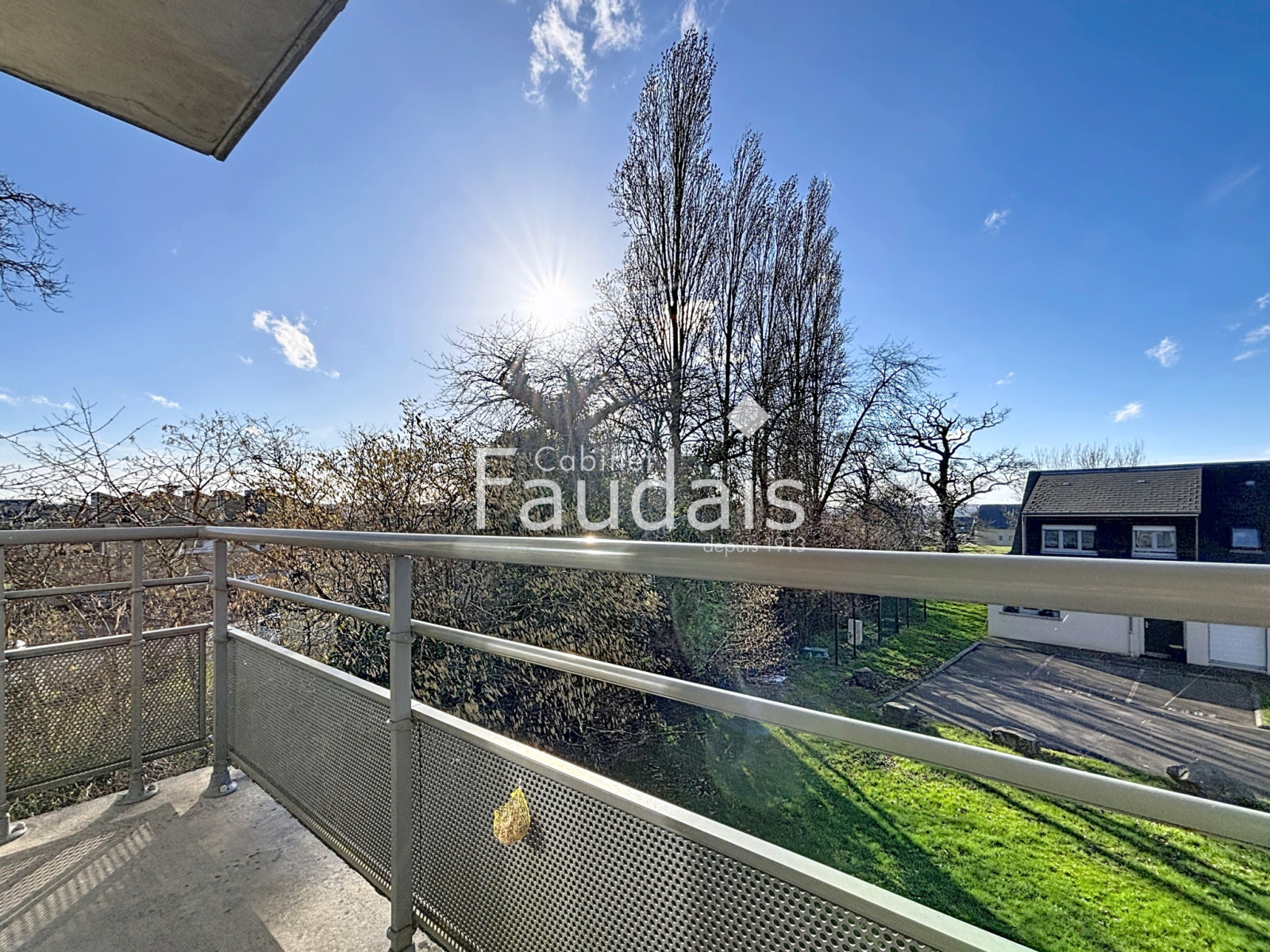 
                                                Vente
                                                 INVESTISSEMENT LOCATIF T3 AVEC BALCON ET PARKING