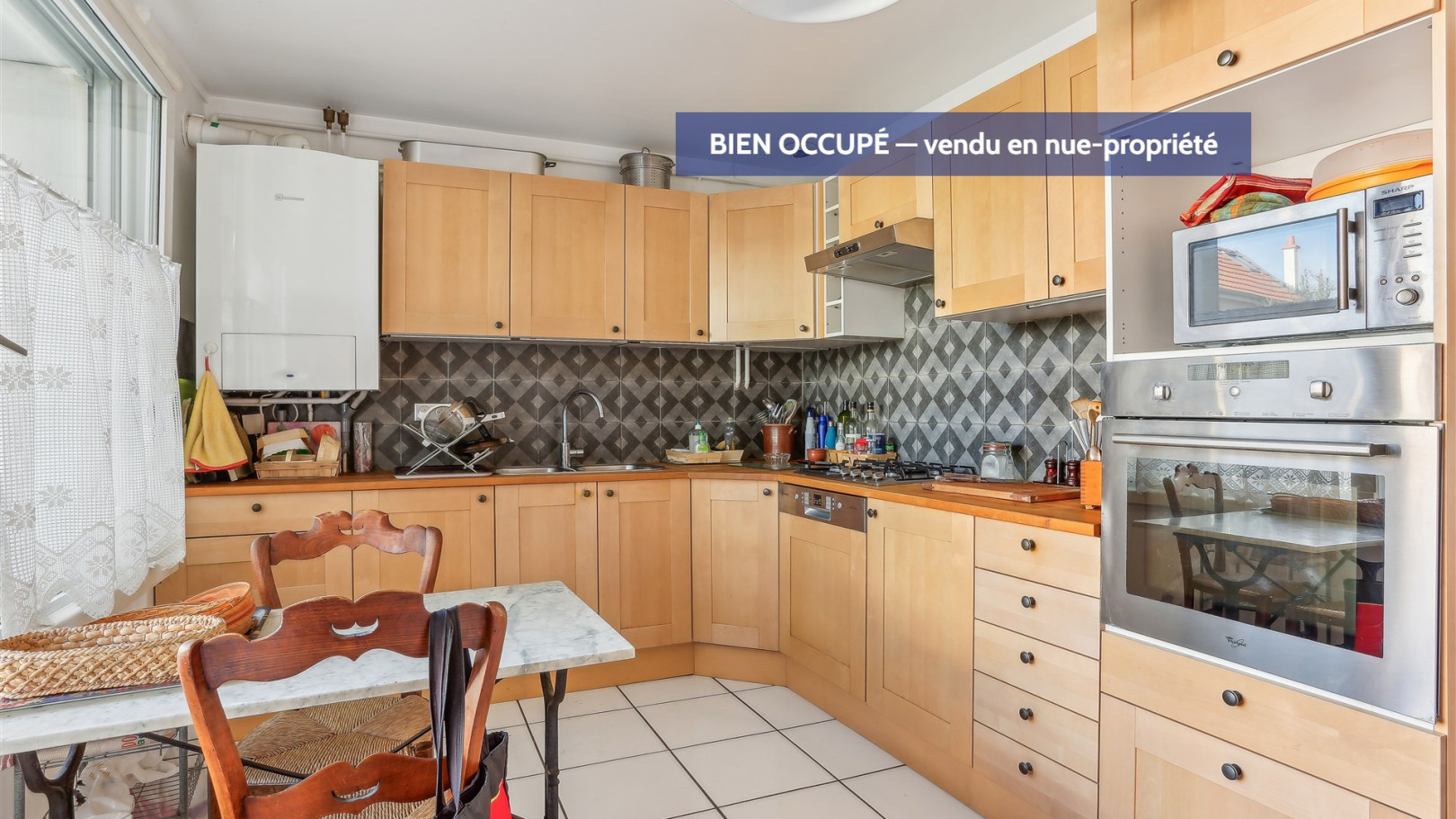 
                                                Vente
                                                 INVESTISSEMENT PROCHE MAIRIE A MOINS DE 5 000 €/m²