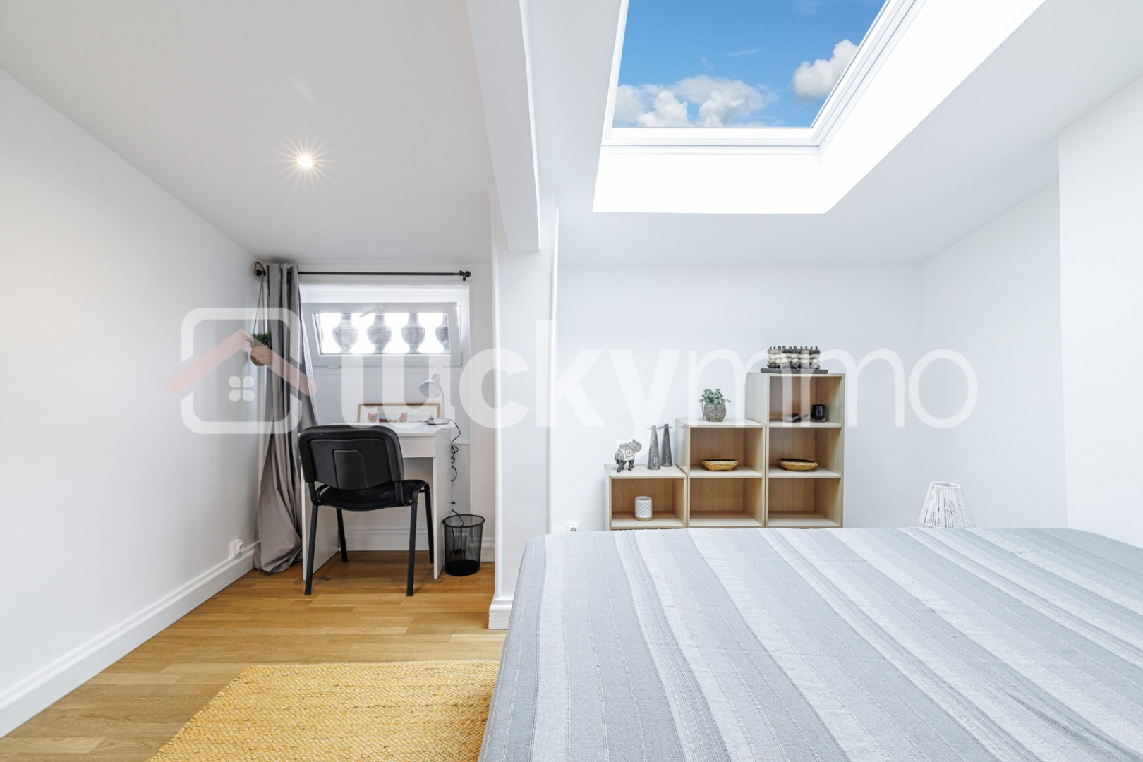 
                                                Vente
                                                 INVESTISSEURS - RENDEMENT LOCATIF - VICTOR HUGO