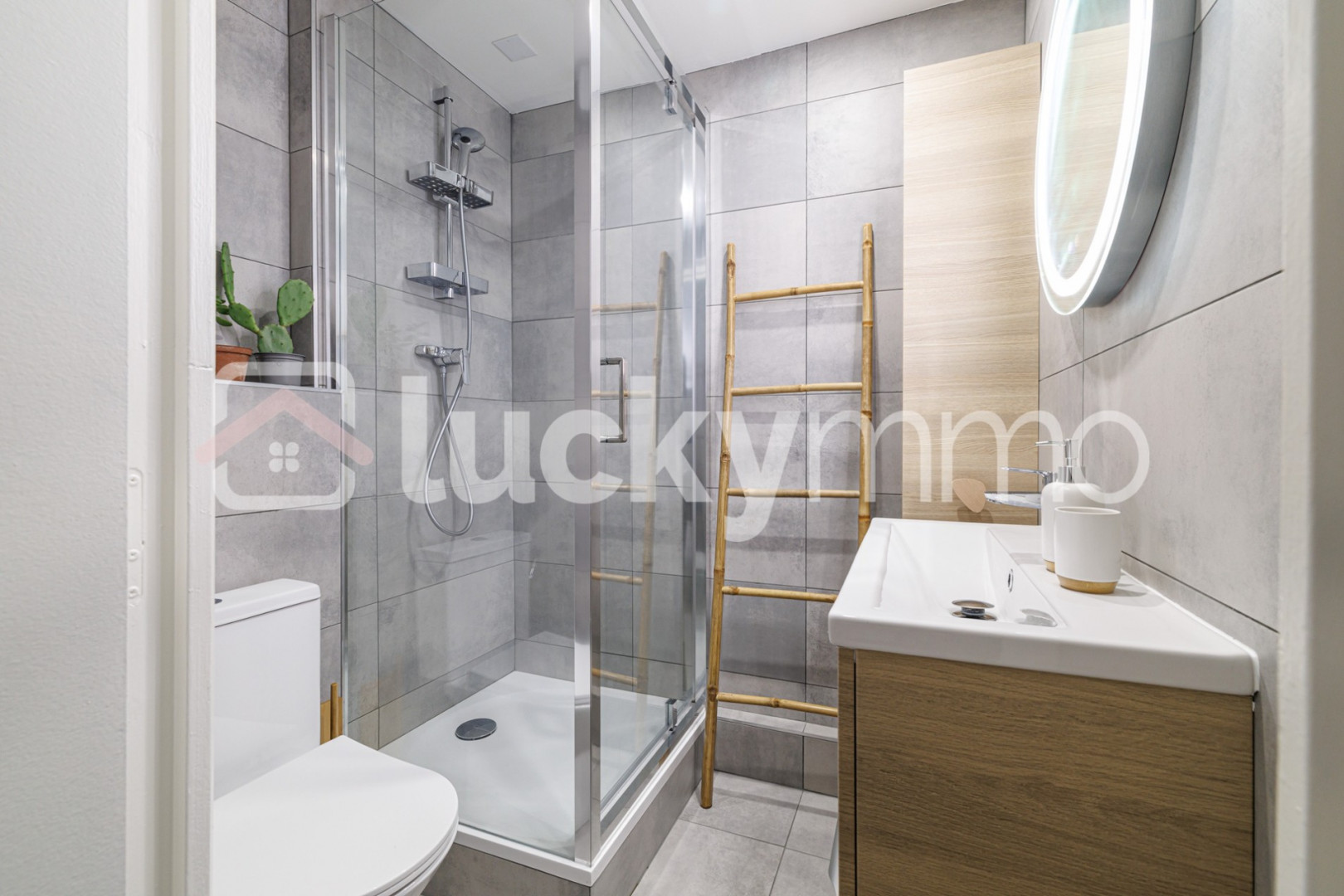 
                                                Vente
                                                 INVESTISSEURS - RENDEMENT LOCATIF - VICTOR HUGO