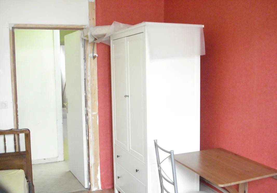 
                                                Location
                                                 ISLY CHAMBRE MEUBLEE 14m2 PERIODE UNIVERSITAIRE