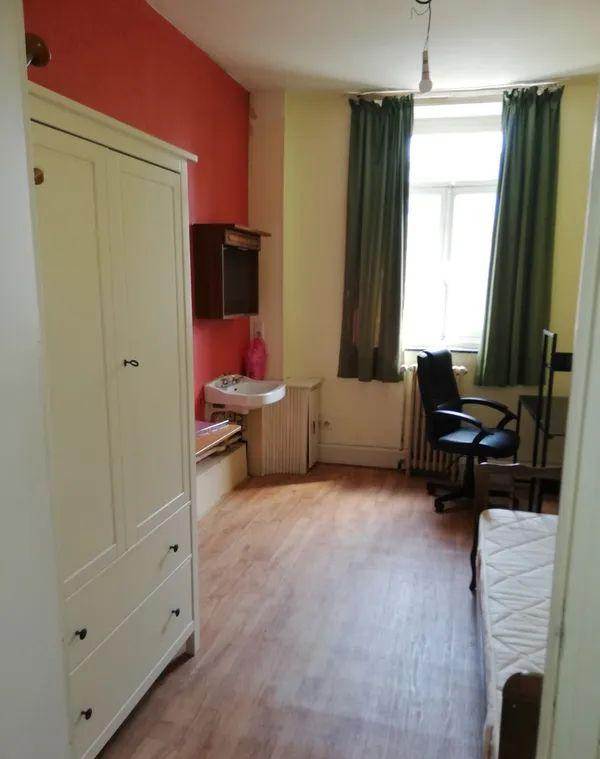 
                                                Location
                                                 ISLY CHAMBRE MEUBLEE 14m2 PERIODE UNIVERSITAIRE