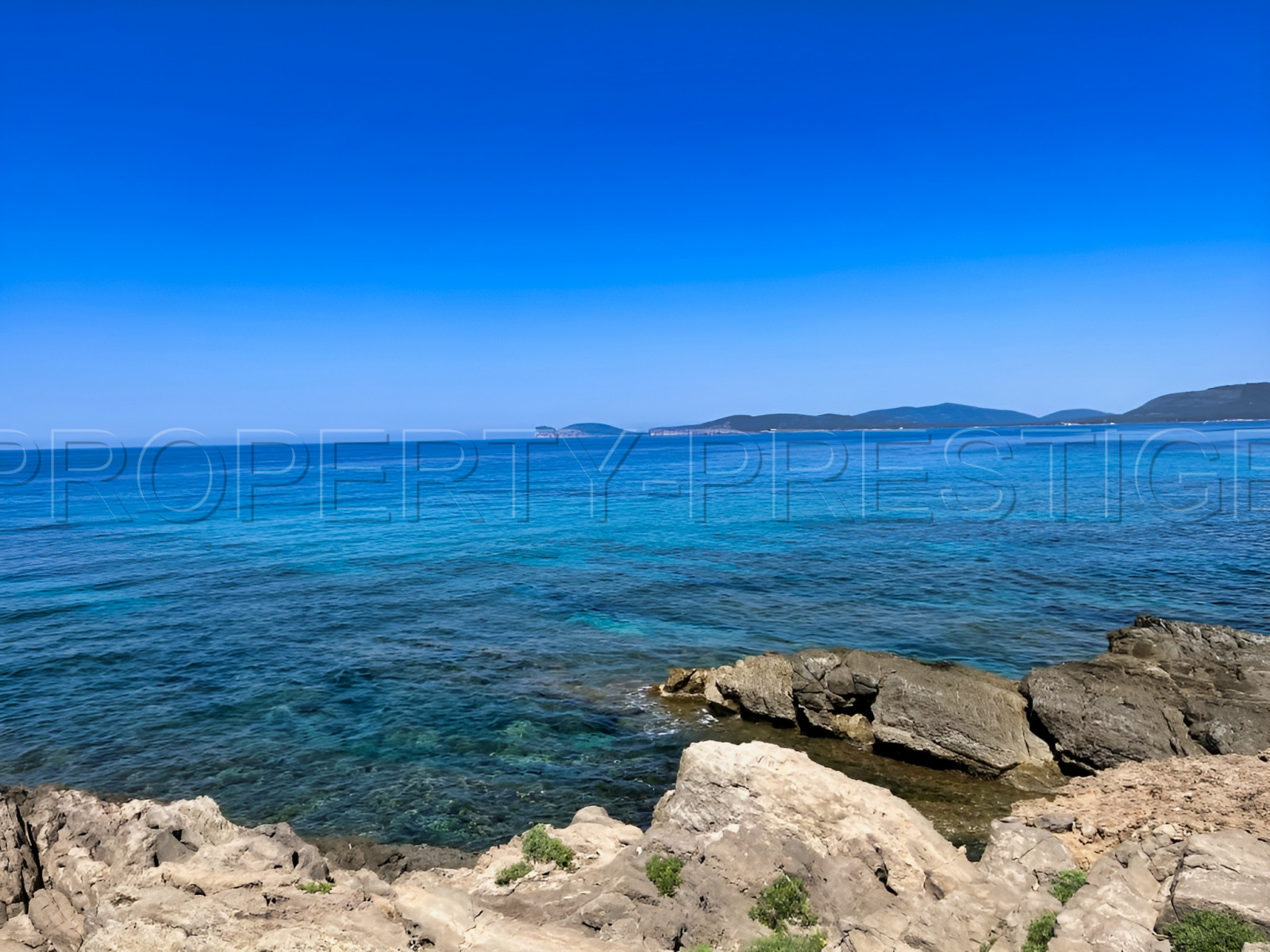 
                                                Vente
                                                 ITALIE- HÔTEL 5* spa PIEDS DANS L'EAU