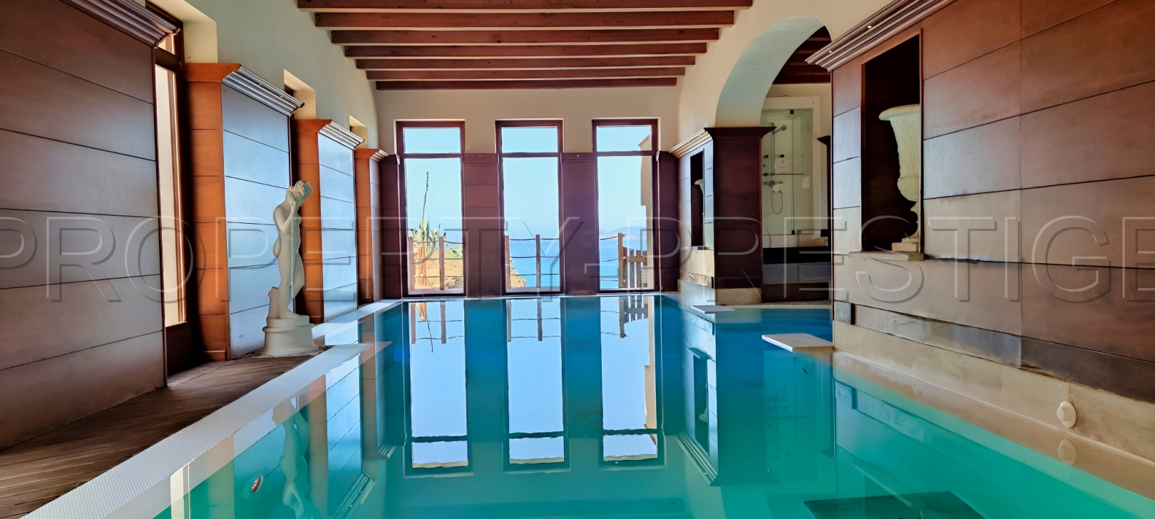
                                                Vente
                                                 ITALIE- HÔTEL 5* spa PIEDS DANS L'EAU