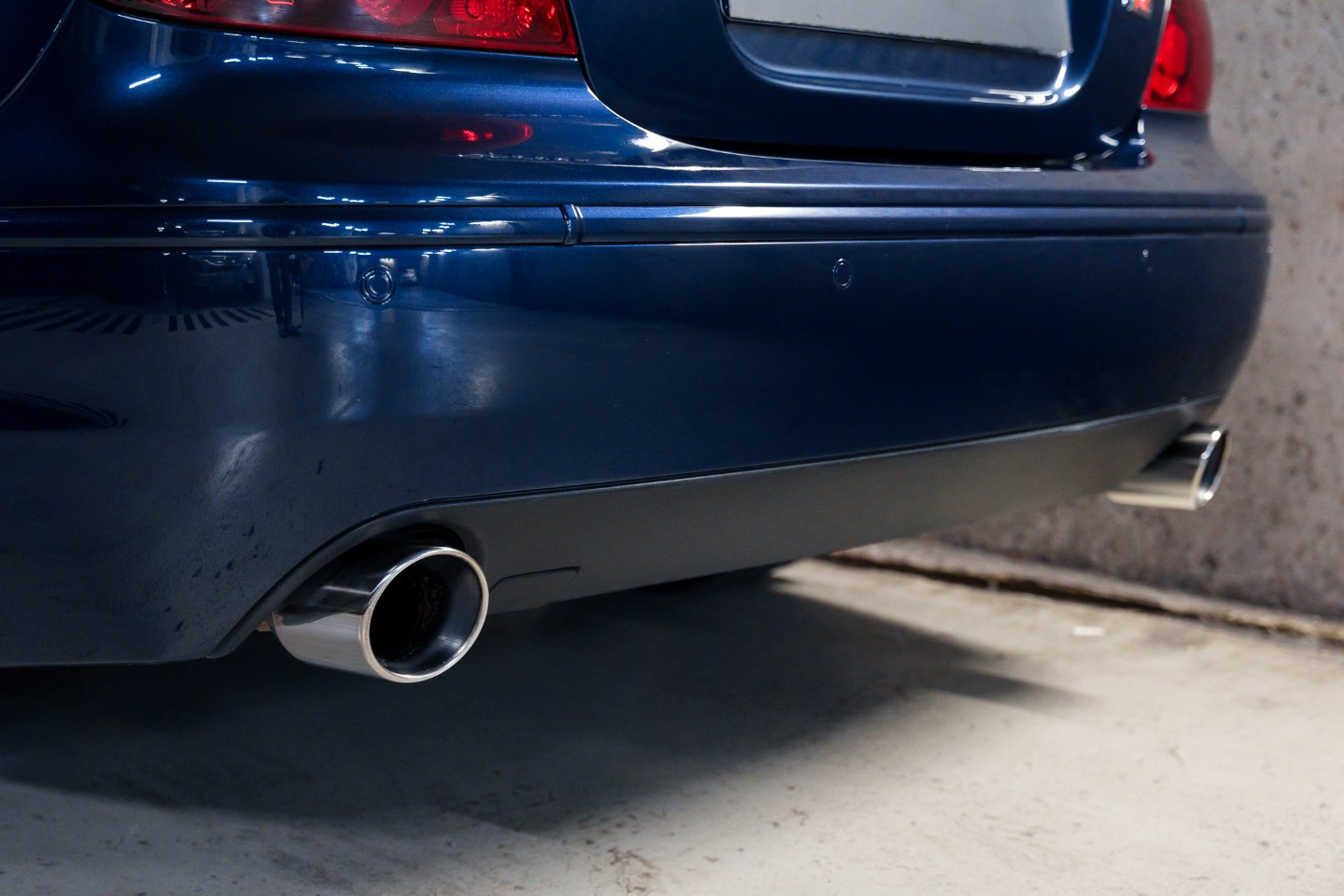 
                                                Voiture
                                                 Jaguar S-Type R Supercharged V8 4.2 396