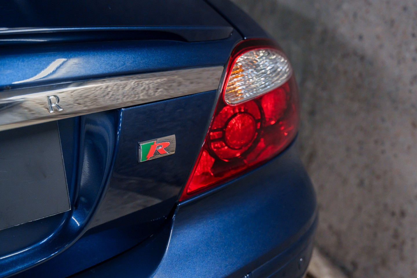 
                                                Voiture
                                                 Jaguar S-Type R Supercharged V8 4.2 396