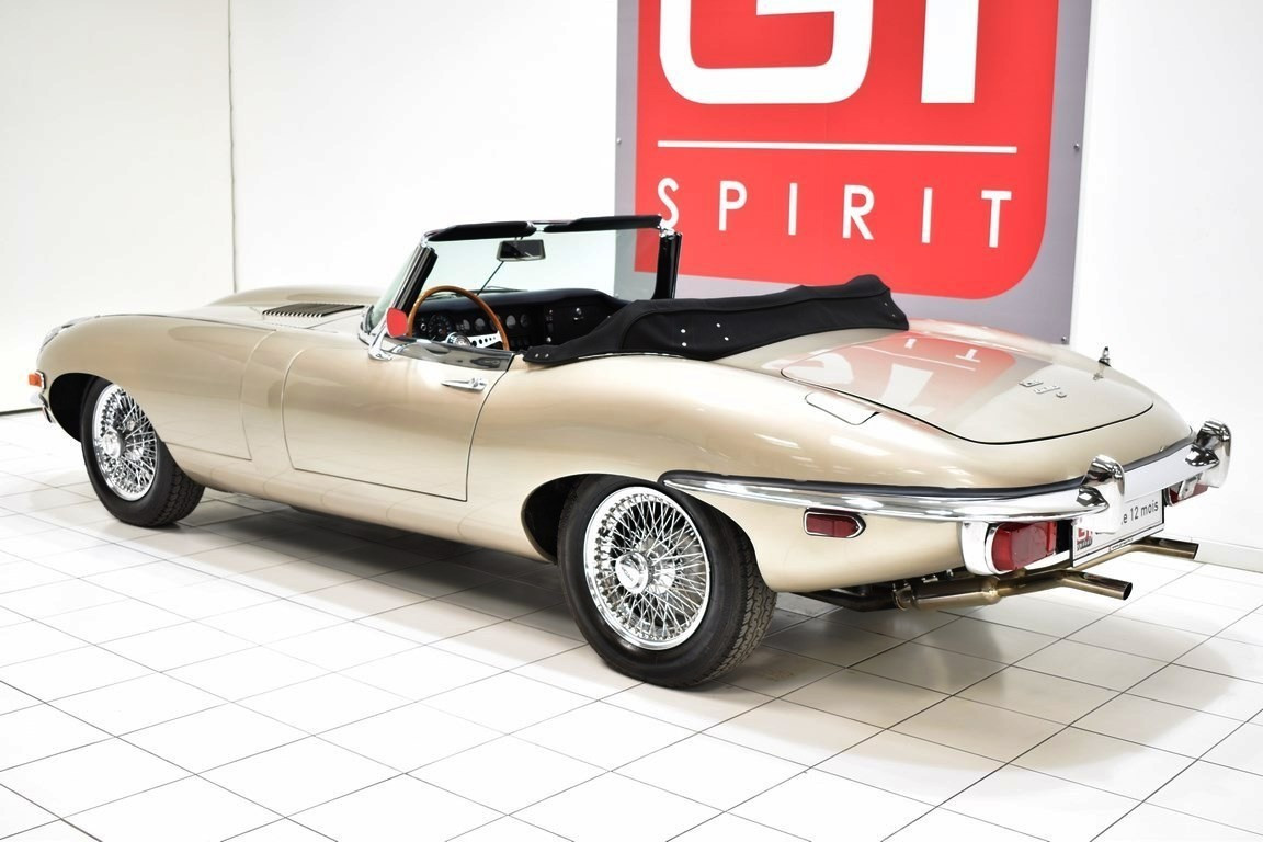 
                                                Voiture
                                                 JAGUAR Type E Cabriolet 4.2L