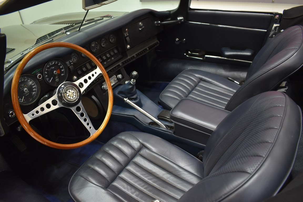 
                                                Voiture
                                                 JAGUAR Type E Cabriolet 4.2L