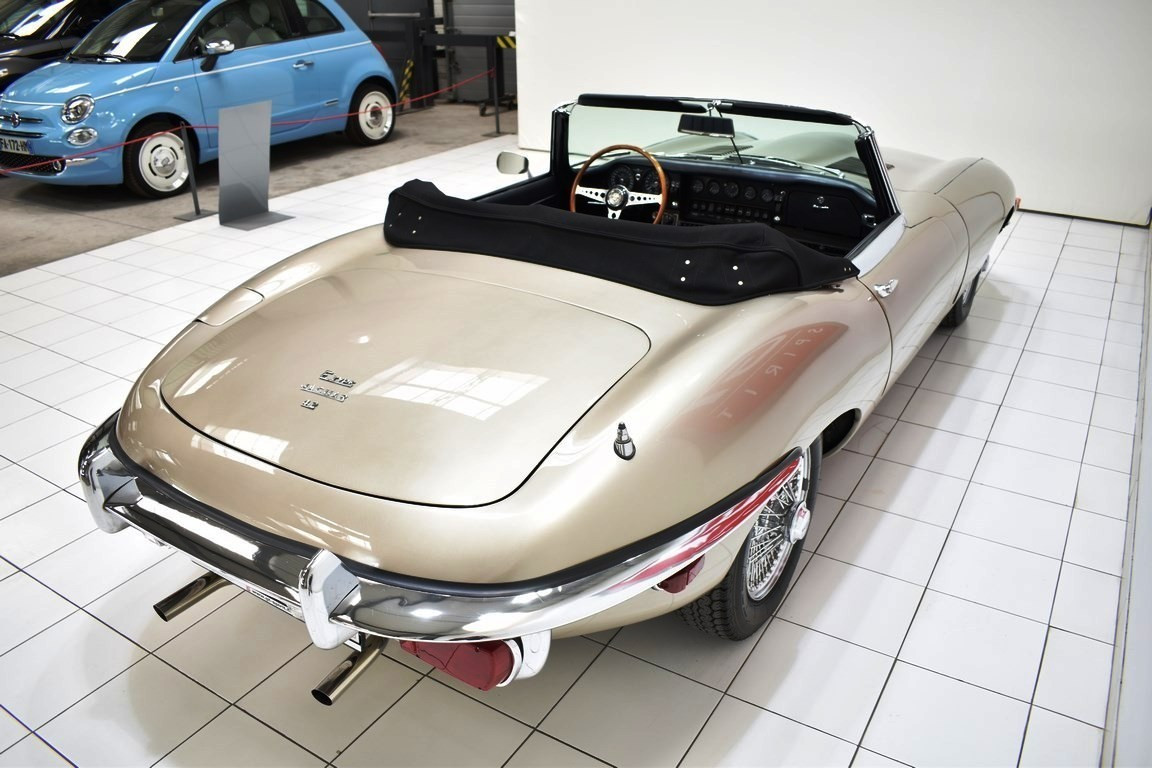 
                                                Voiture
                                                 JAGUAR Type E Cabriolet 4.2L