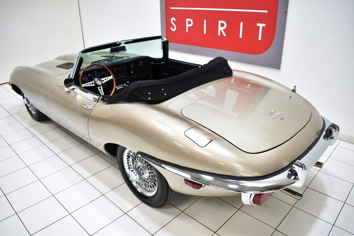 
                                                Voiture
                                                 JAGUAR Type E Cabriolet 4.2L