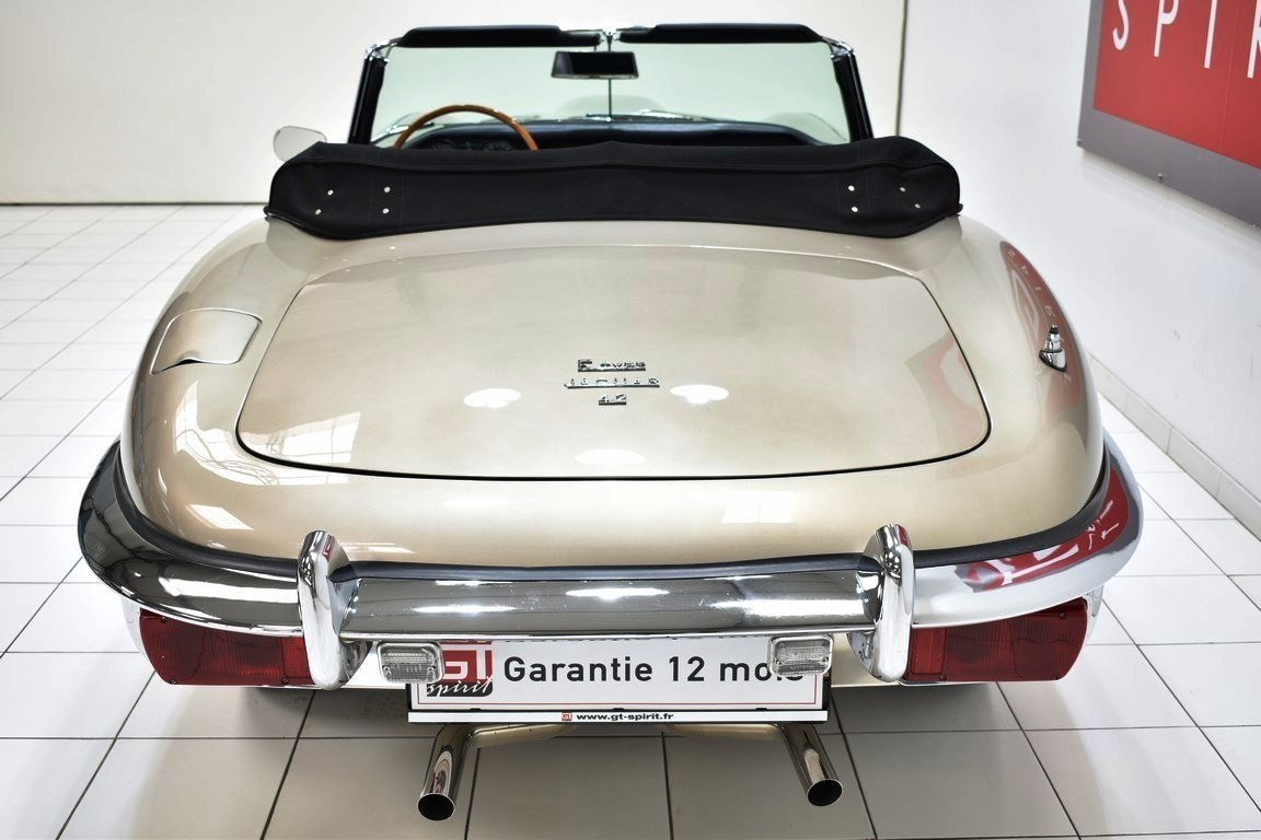 
                                                Voiture
                                                 JAGUAR Type E Cabriolet 4.2L
