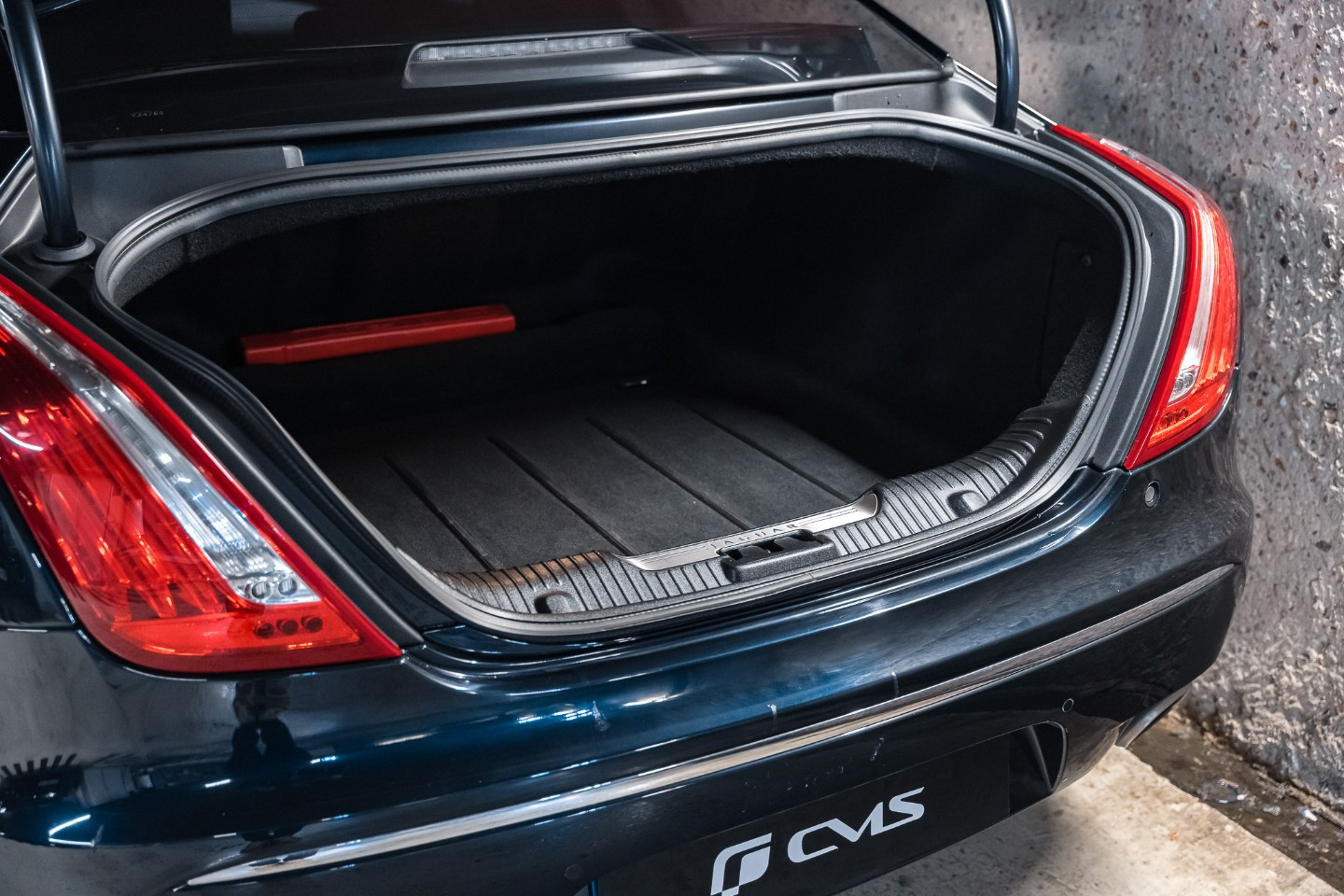 
                                                Voiture
                                                 Jaguar XJ Sural Supersport Empattement Long