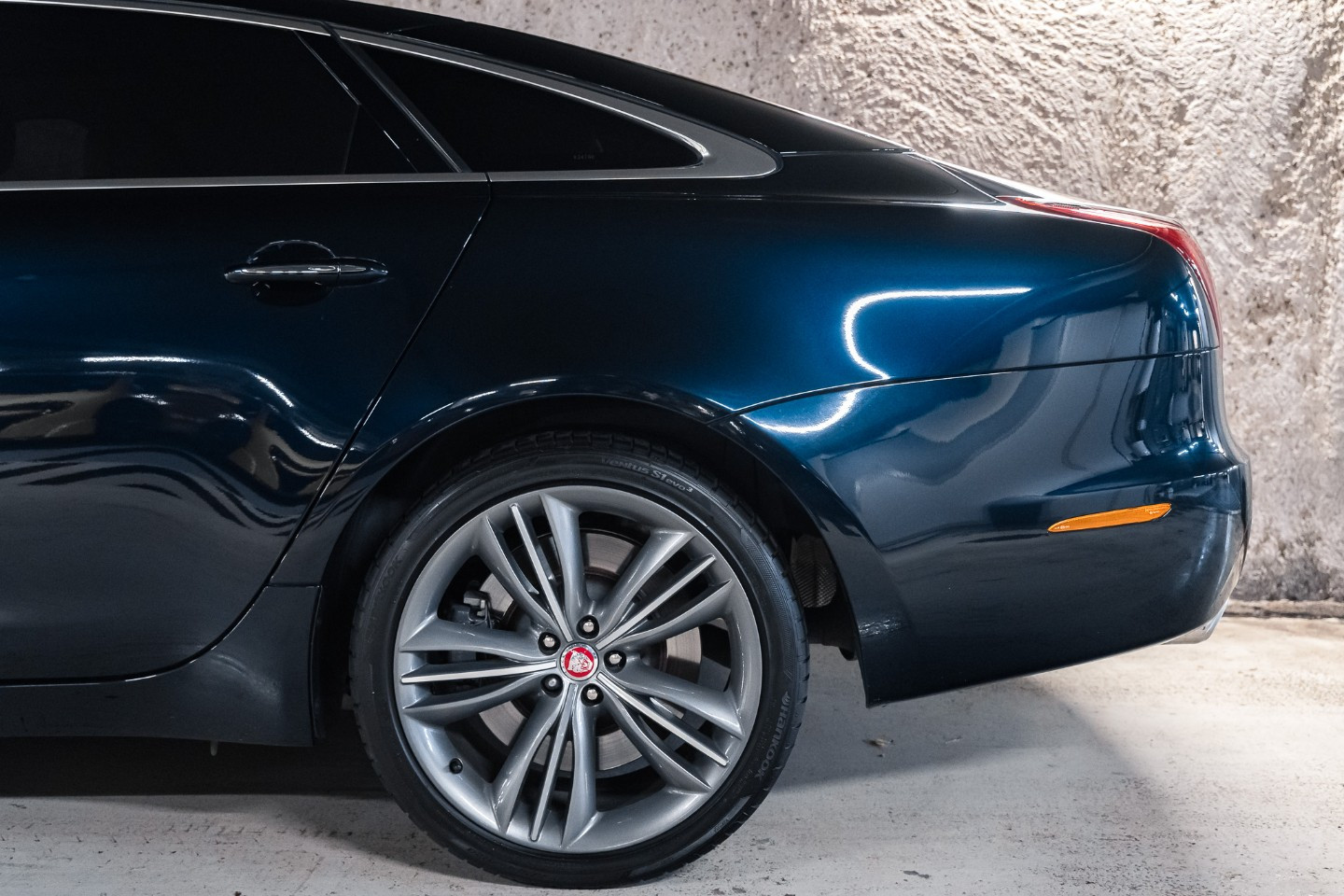 
                                                Voiture
                                                 Jaguar XJ Sural Supersport Empattement Long