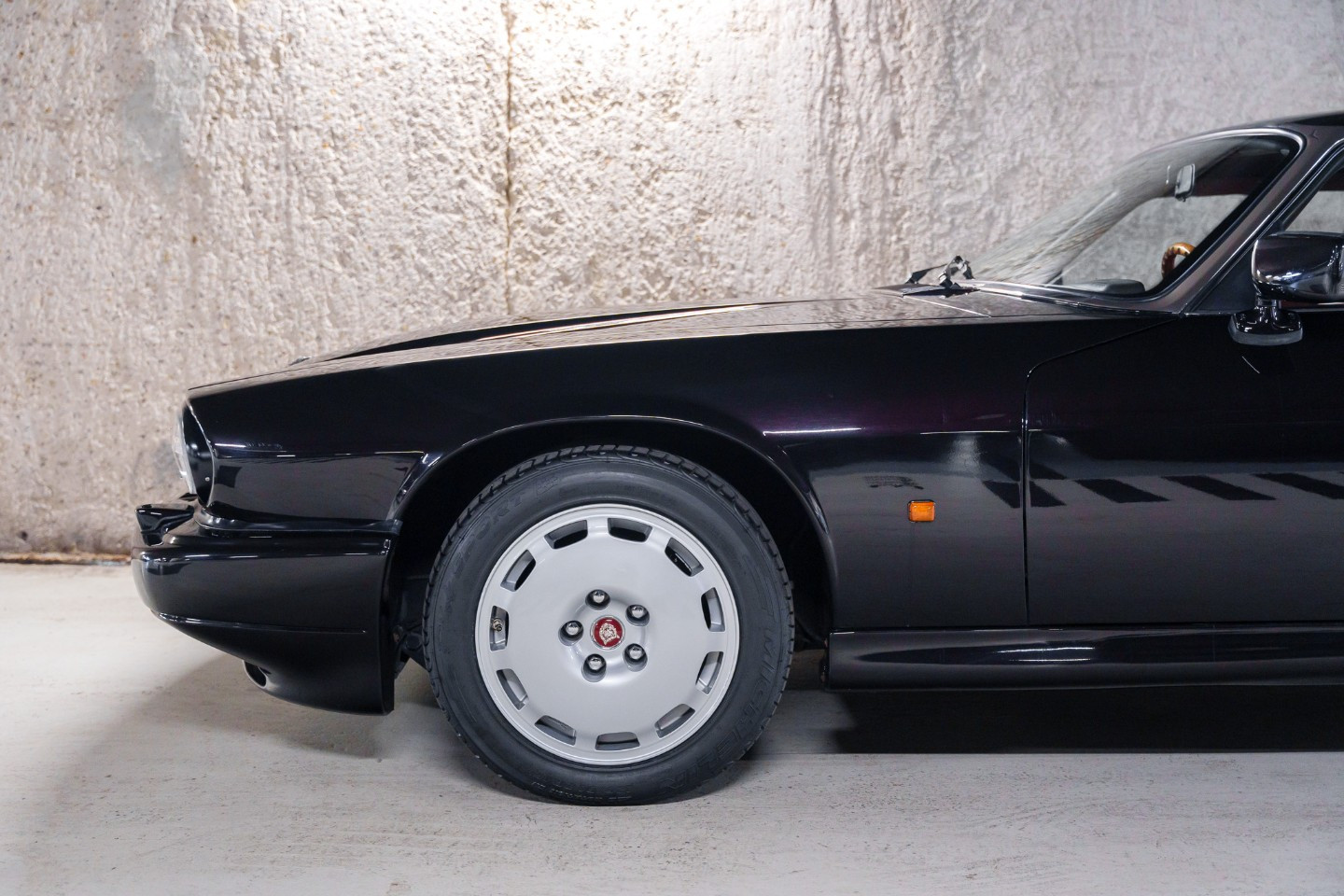 
                                                Voiture
                                                 Jaguar XJRS V12 6.0 333