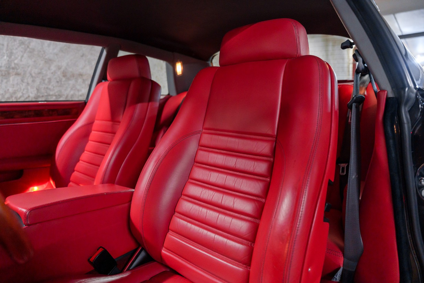 
                                                Voiture
                                                 Jaguar XJRS V12 6.0 333