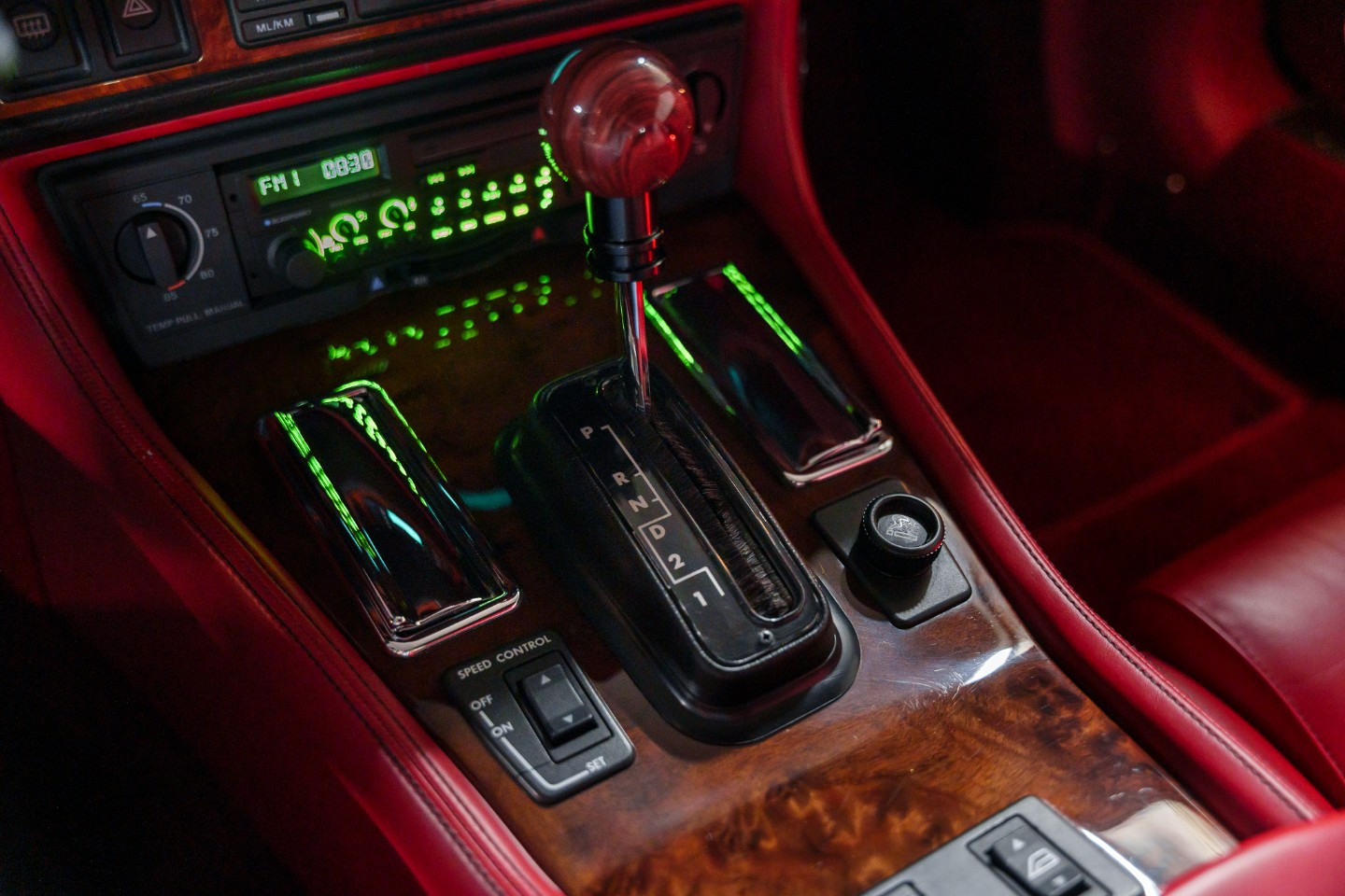 
                                                Voiture
                                                 Jaguar XJRS V12 6.0 333