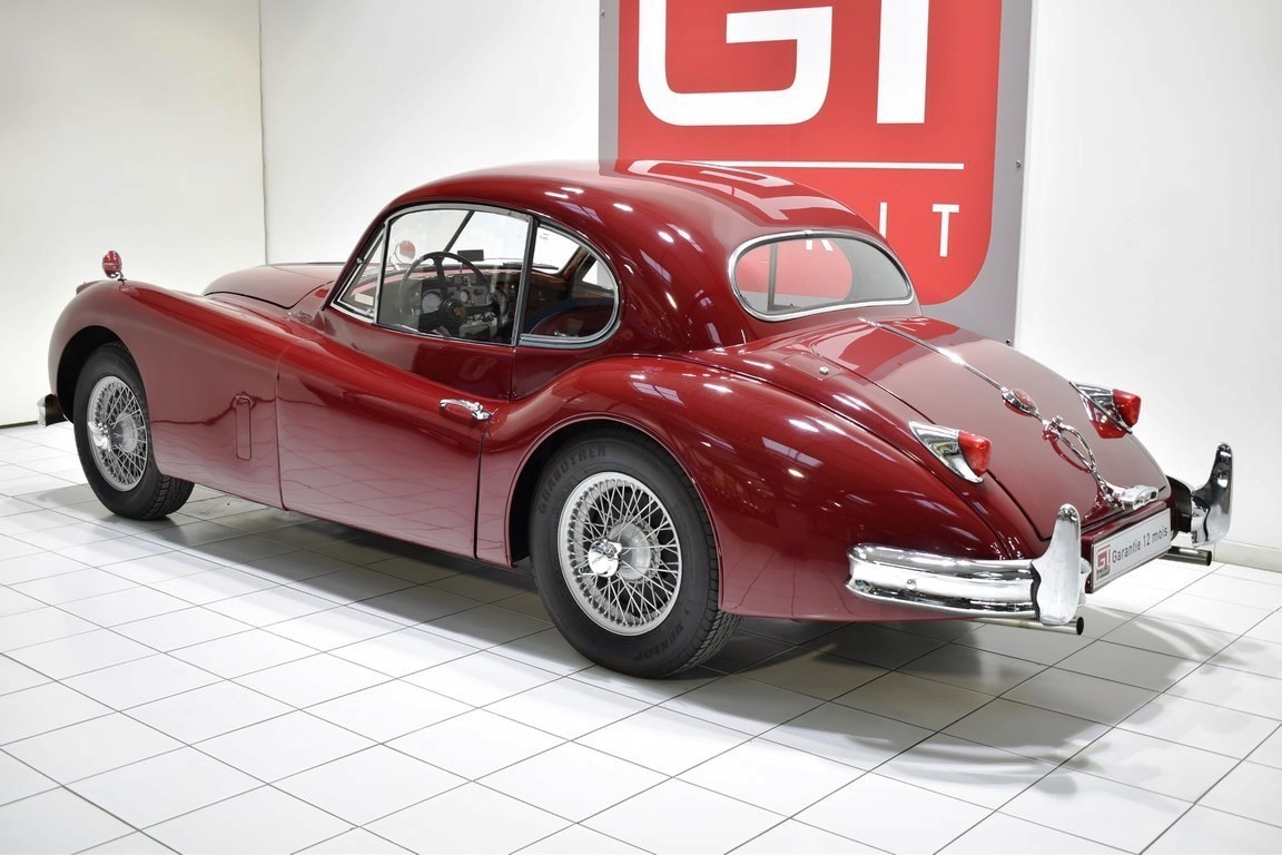 
                                                Voiture
                                                 JAGUAR  XK 140 Coupé