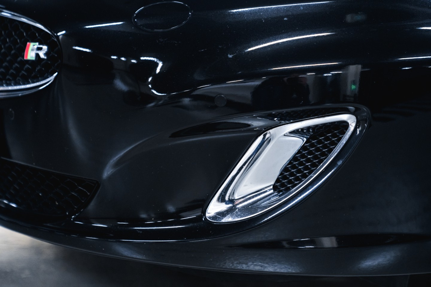 
                                                Voiture
                                                 Jaguar XK R (2) V8 5.0 510