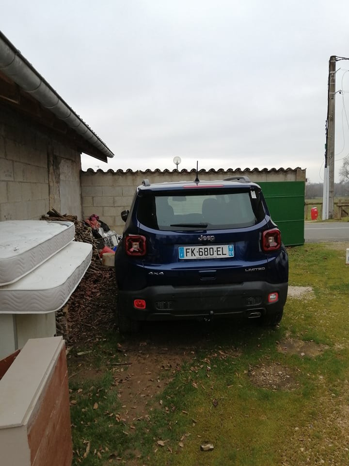 
                                                Voiture
                                                 Jeep Renegade 1.3 GSE turbo 180 CH