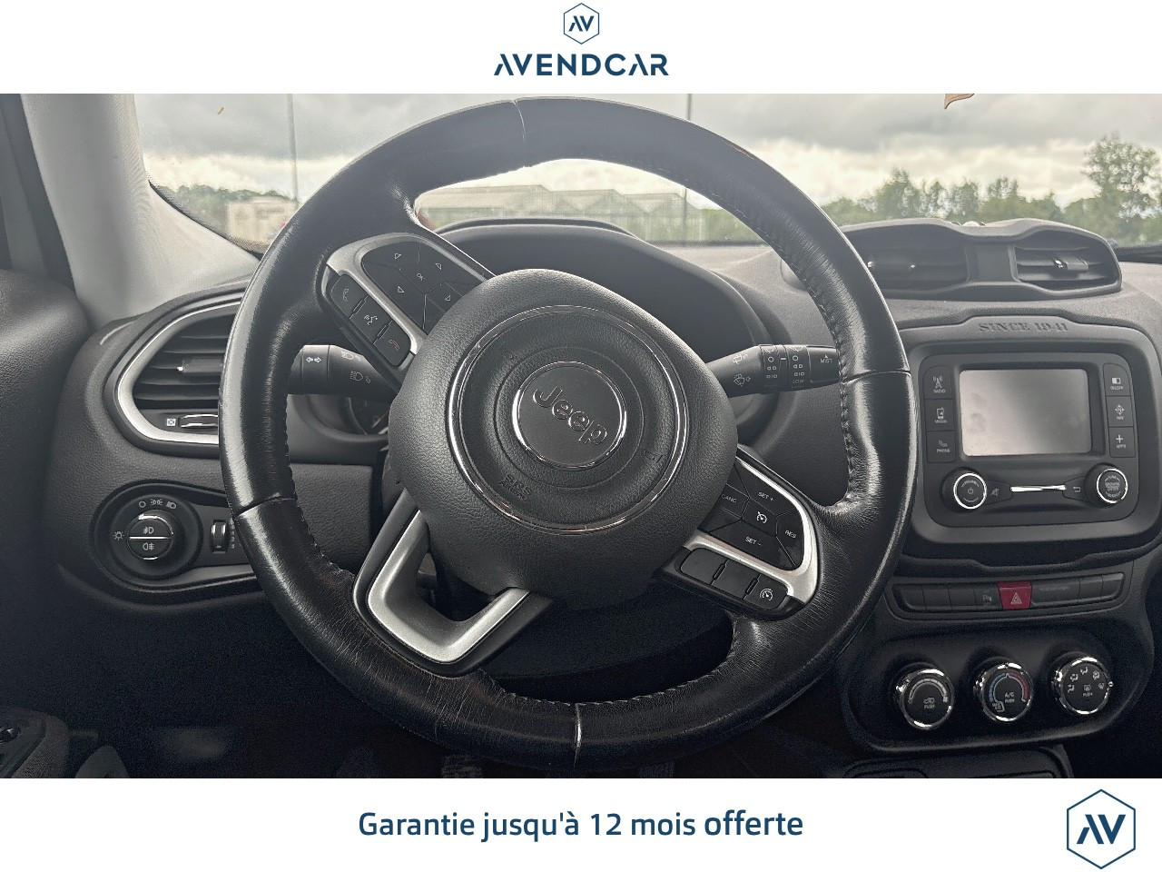 
                                                Voiture
                                                 Jeep Renegade 1.4 MULTIAIR S&S 140 LONGITUDE