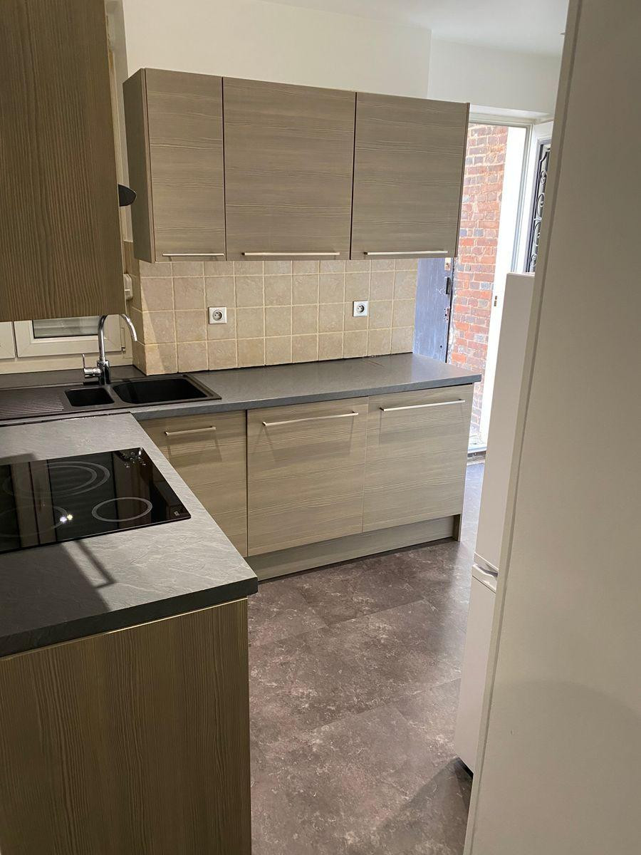 
                                                Location
                                                 Joli 2 pièces bien équipé