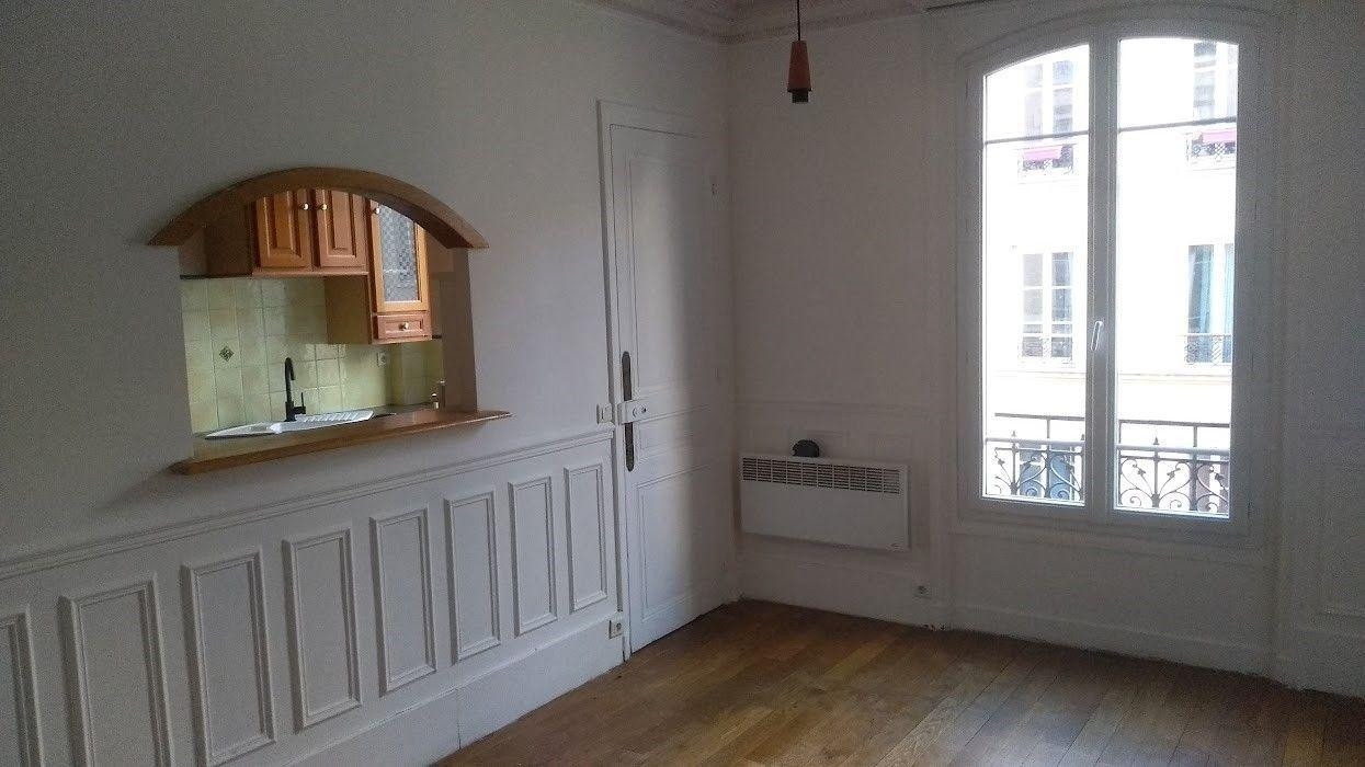 
                                                Location
                                                 Joli 2P lumineux 50 m2 proche Buttes Chaumont