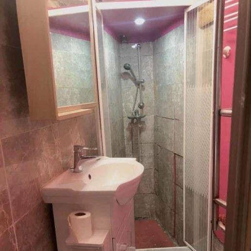 
                                                Location
                                                 Joli 2P meublé rez-de-chaussée 36m²