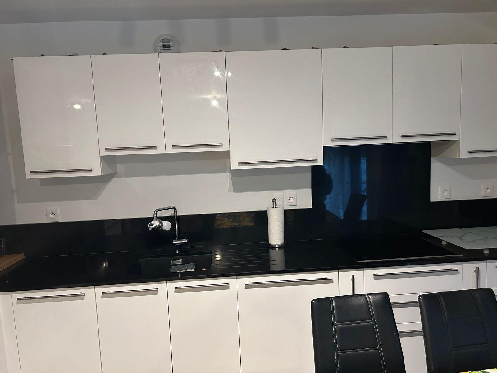 
                                                Location
                                                 JOLI APPARTEMENT DE HAUT STANDING SUR VALEIRY