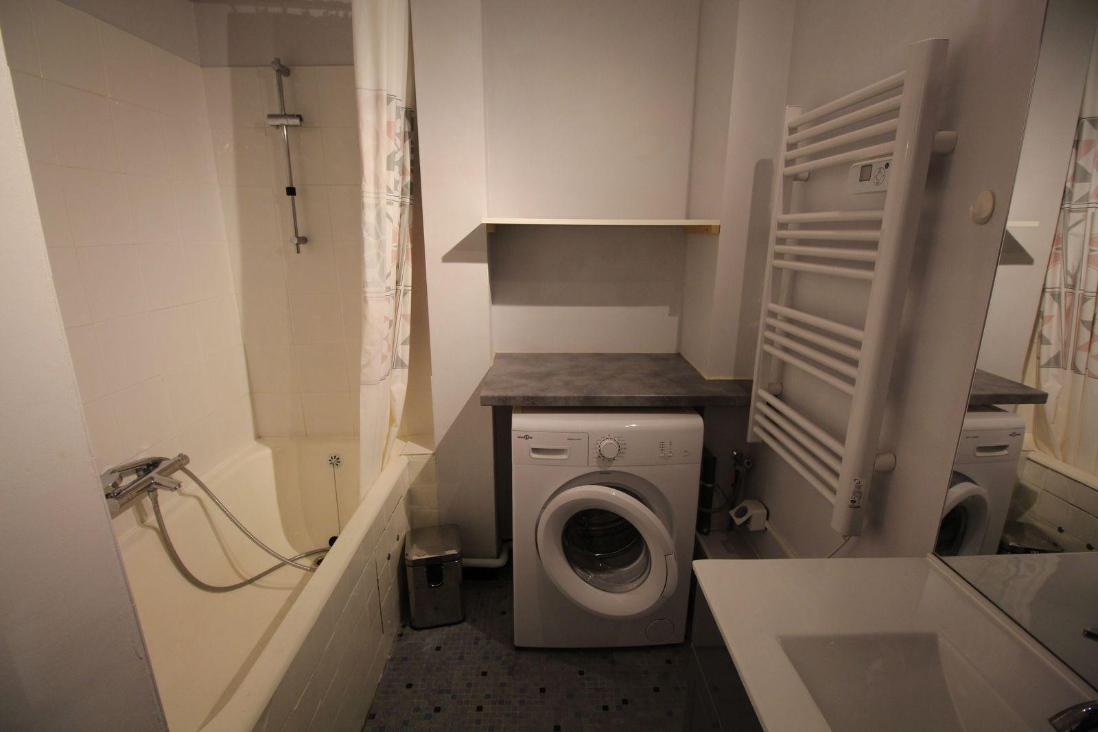 
                                                Location
                                                 Joli appartement meublé dans le 5ème arrondissemen