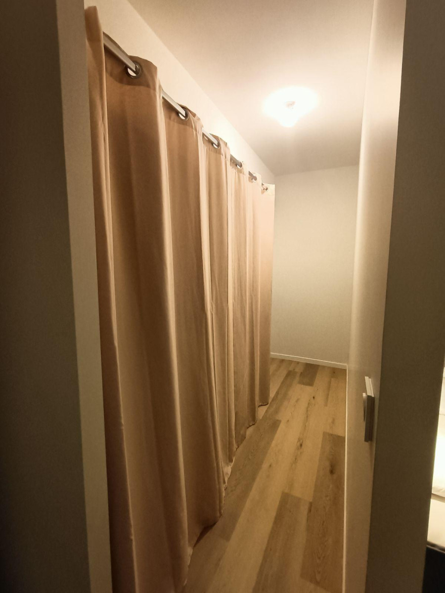 
                                                Location
                                                 Joli appartement NEUF, toutes charges comprises