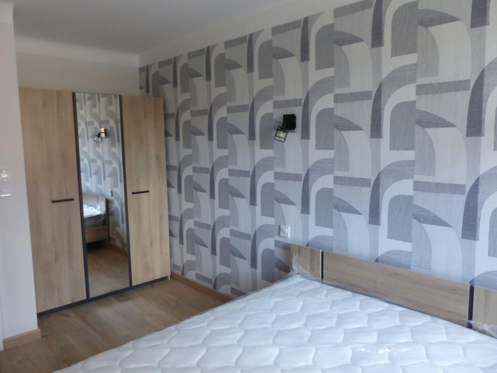 
                                                Location
                                                 Joli appt T4 meublé refait à neuf dans une maison