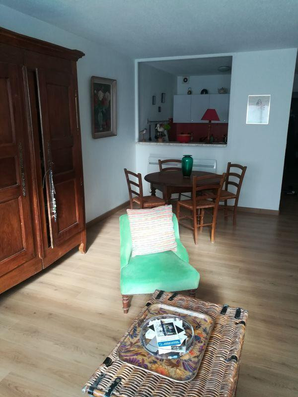
                                                Location
                                                 Joli f3 gare saint Roch