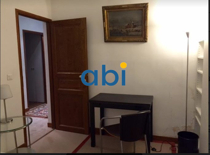 
                                                Vente
                                                 joli immeuble très bien situé
