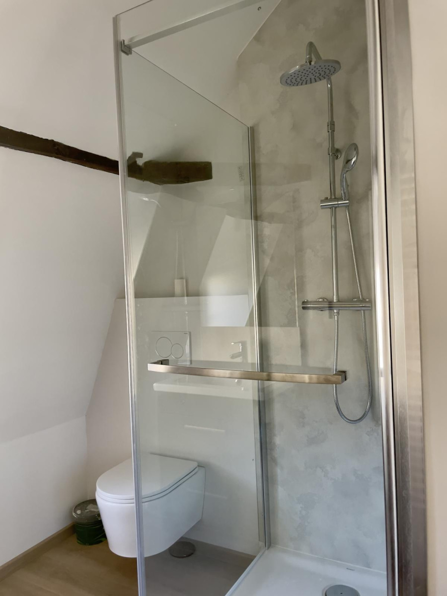 
                                                Location
                                                 Joli Loft T1 de 50 M2 avec beau volume